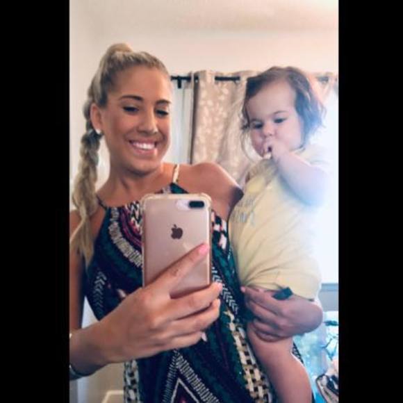 Meet your Posher, Taryn - Picture 1 of 1